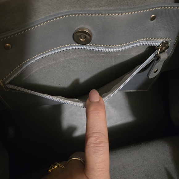 Roots Blue Gray Leather Tote Bag - Picture 4 of 6
